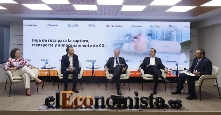 Fernando Impuesto durante la mesa redonda