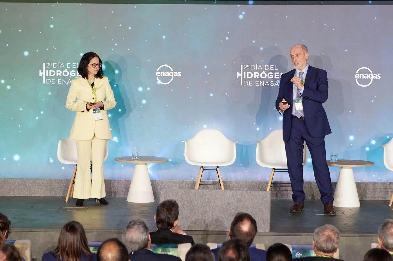 Presentación del centro metrológico, HyLoop en el 2º Día del Hidrógeno de Enagás
