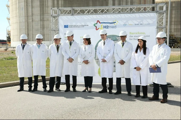 Teresa Ribera visita la Planta de Enagás en Barcelona