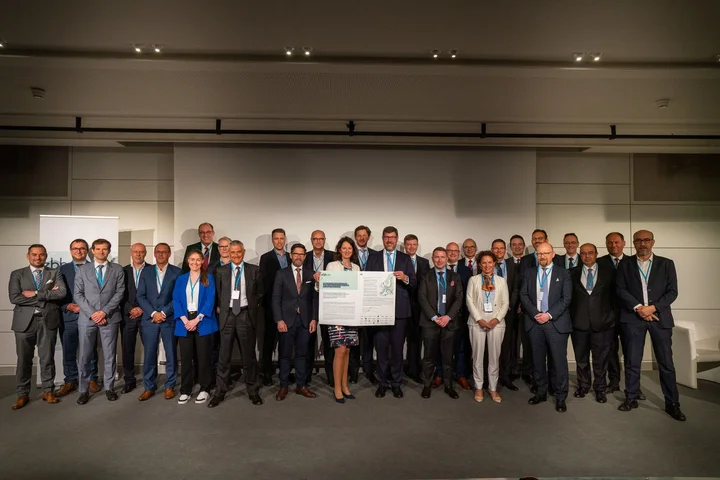 Group of participants at the event of the European Hydrogen Backbone