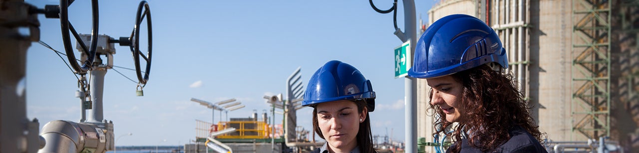 Enagás female operators