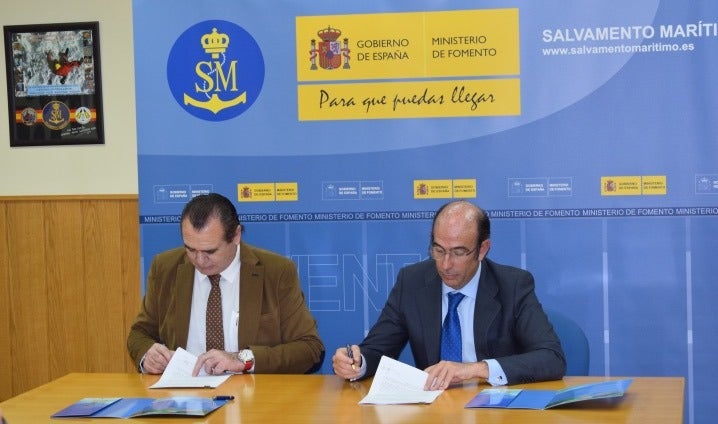 Firma de acuerdo entre Centro Jovellanos de Salvamento Marítimo y Enagás