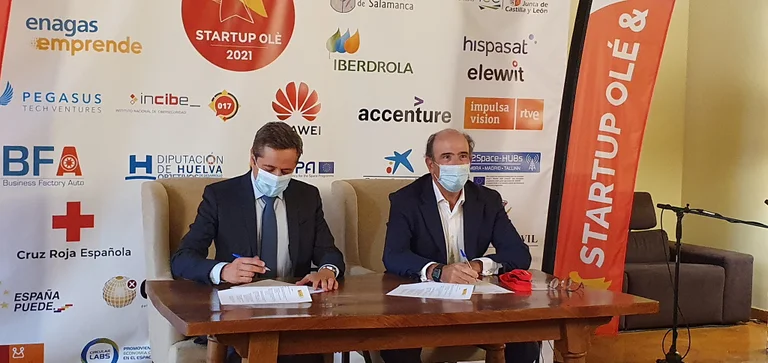 Signing of an agreement between ENISA and Enagás