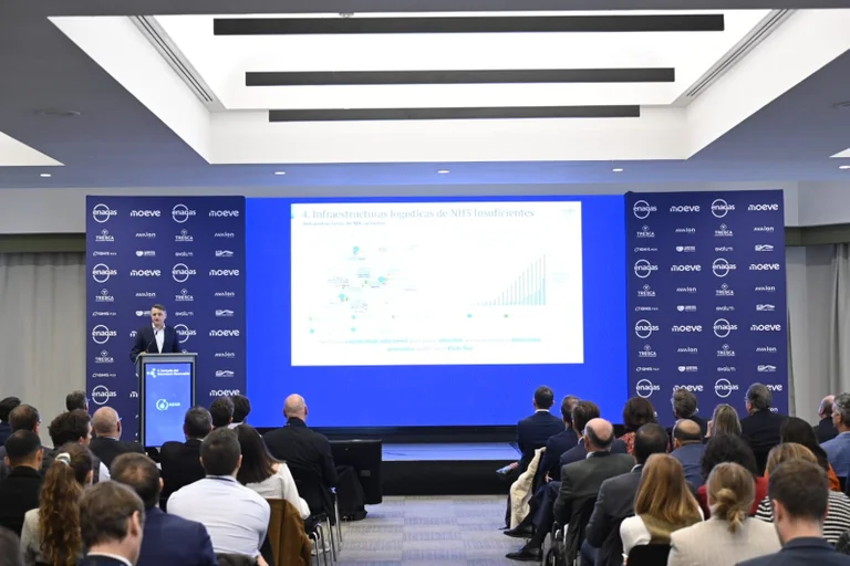 Fernando Impuesto durante su intervención