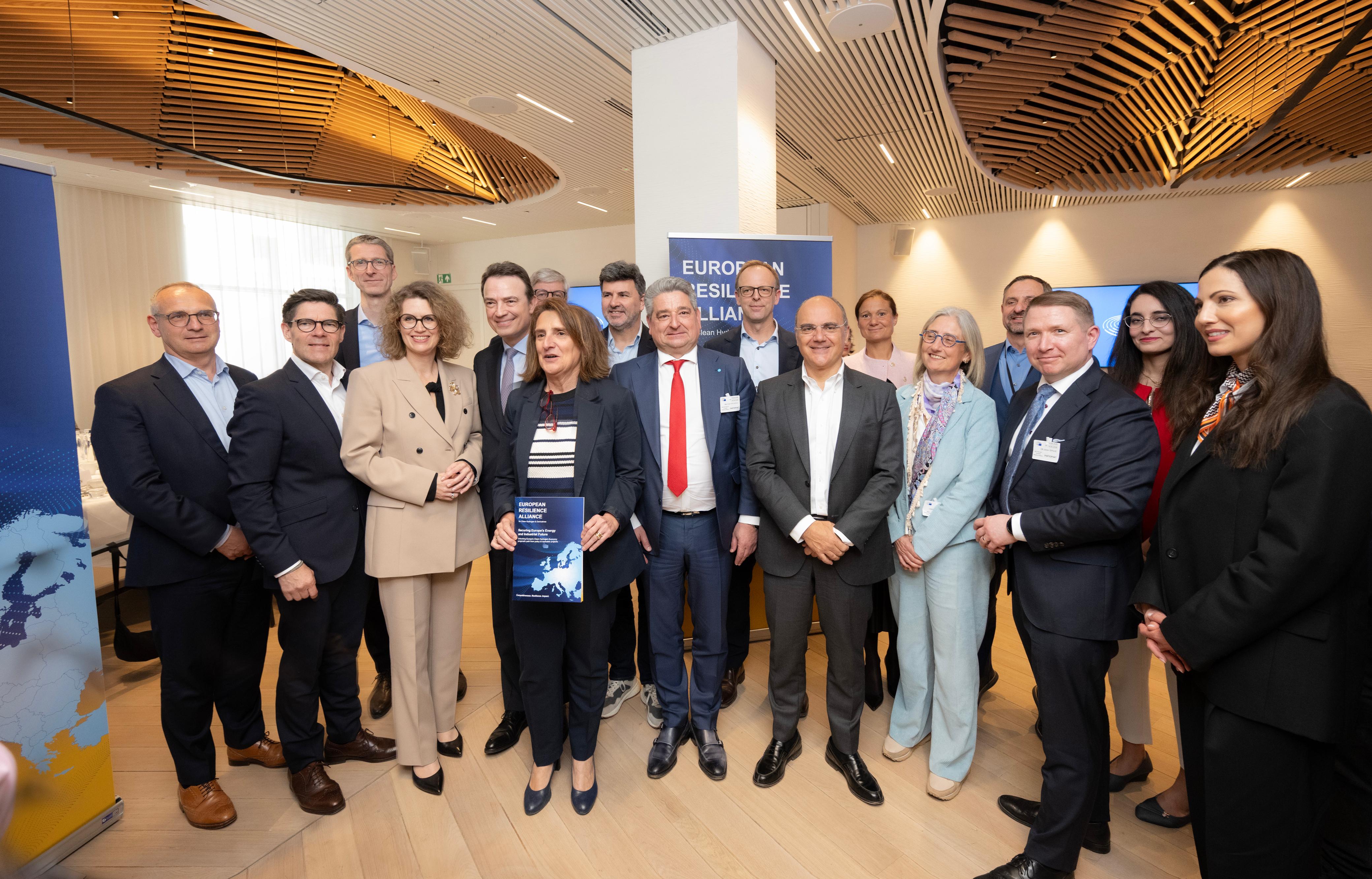 Los líderes industriales europeos unen sus fuerzas para acelerar el ...