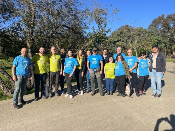 Profesionales de Enagás durante la jornada de solidaria en Huelva