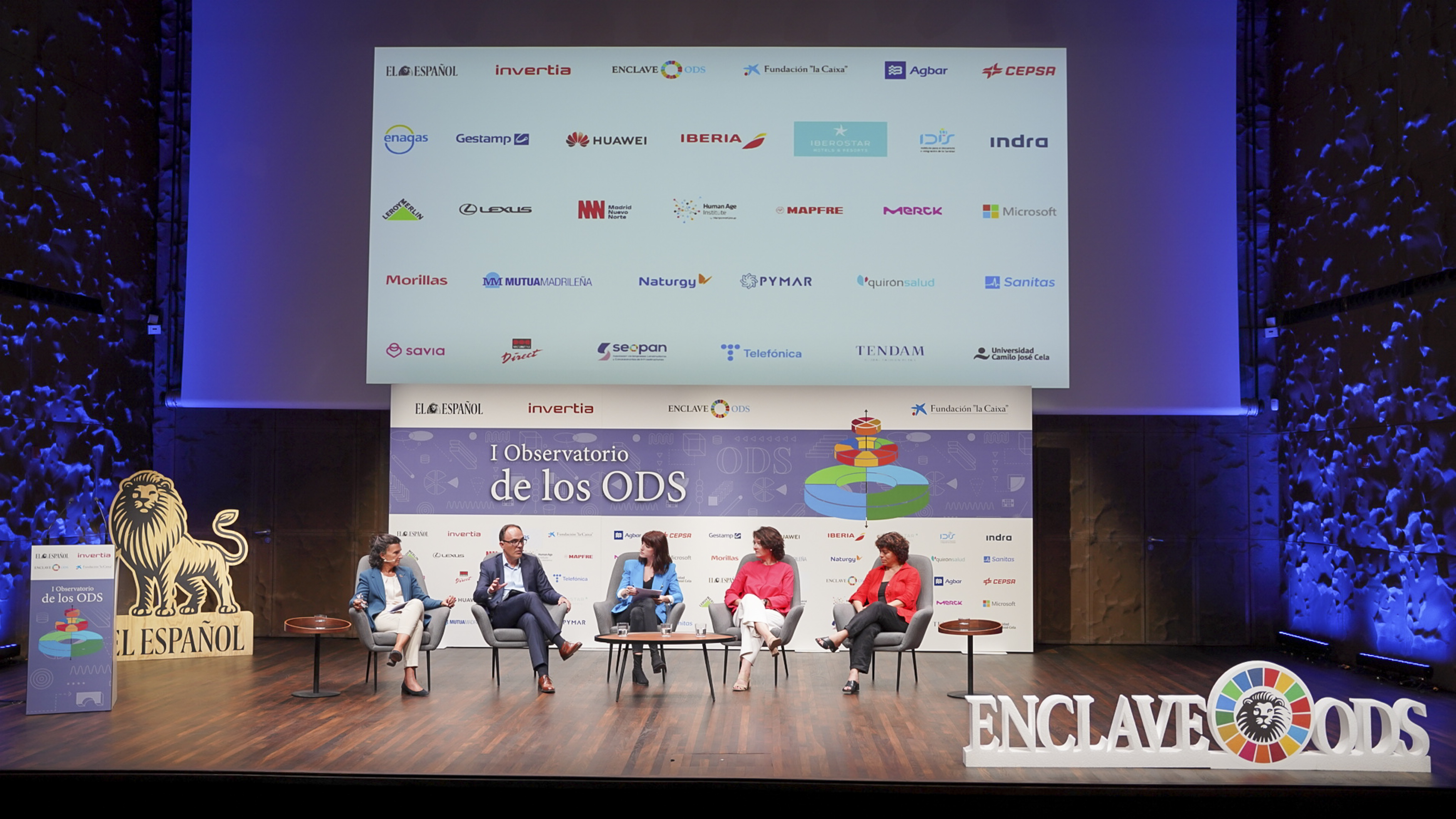 Profesionales en evento del diario El Español