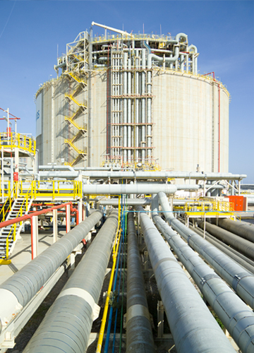 Close-up of a tank at the Enagás facility in Huelva