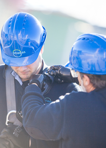 Operators at Enagás terminal