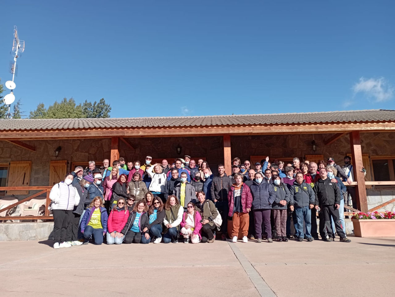 Volunteering people at the Aragonese Pyrenees 