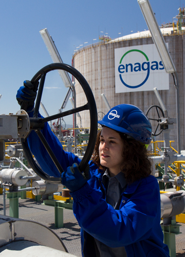 Operadora en planta de Enagás