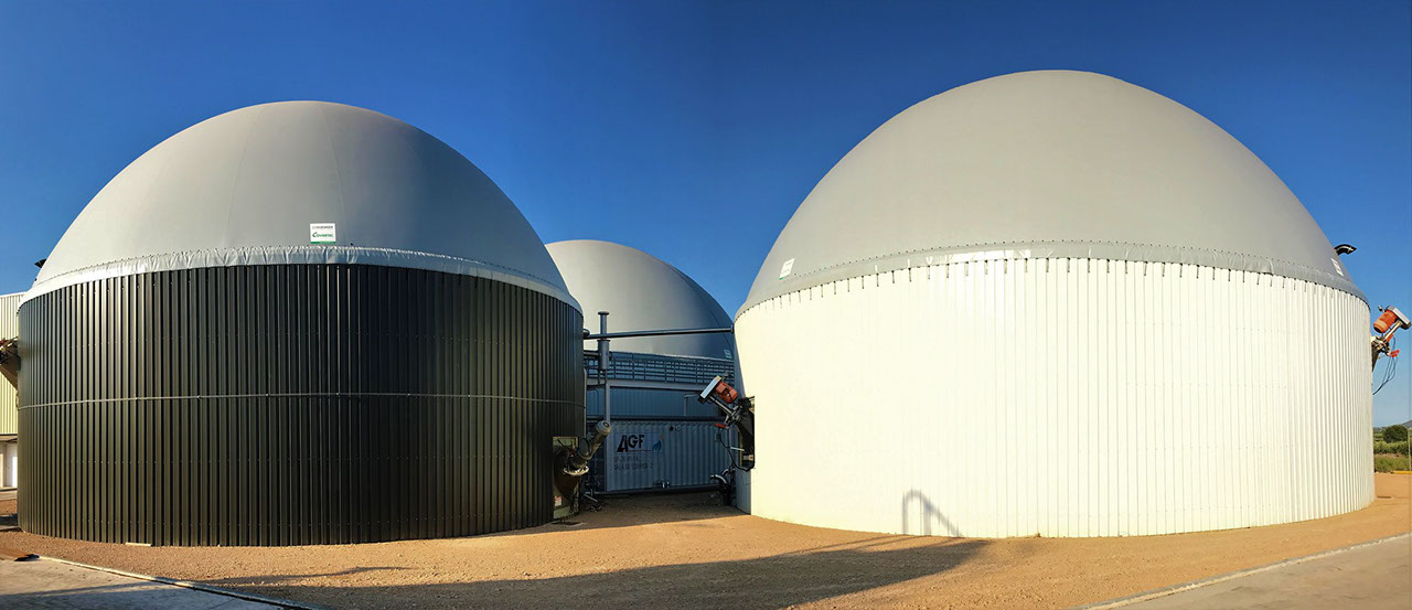 Instalaciones de la planta de producción industrial de biometano en La Galera