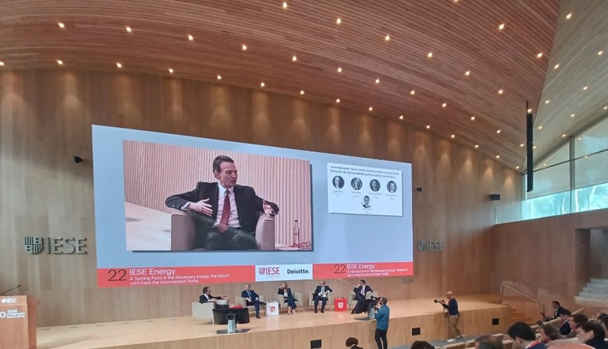 Arturo Gonzalo participa en el 22º Encuentro Energético de IESE 
